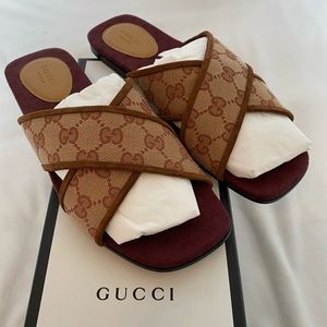 Gucci Original GG Canvas Slide 39